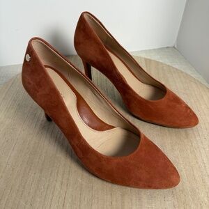 Taryn Rose Women’s Suede Pumps Heels Brown Rust Size 7.5